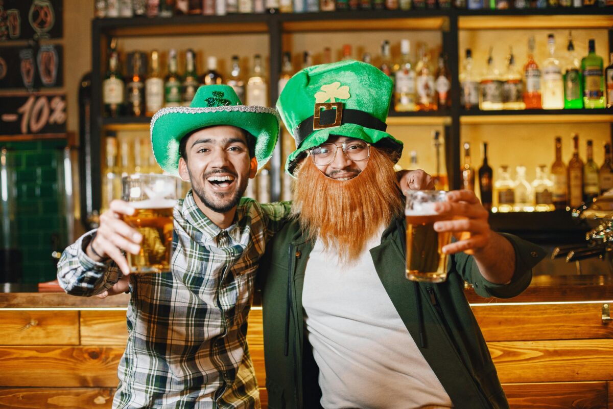 Why Do People Drink Alcohol ? Psychology and Culture Explained.